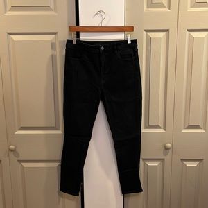 American Eagle Super High Rise Jegging